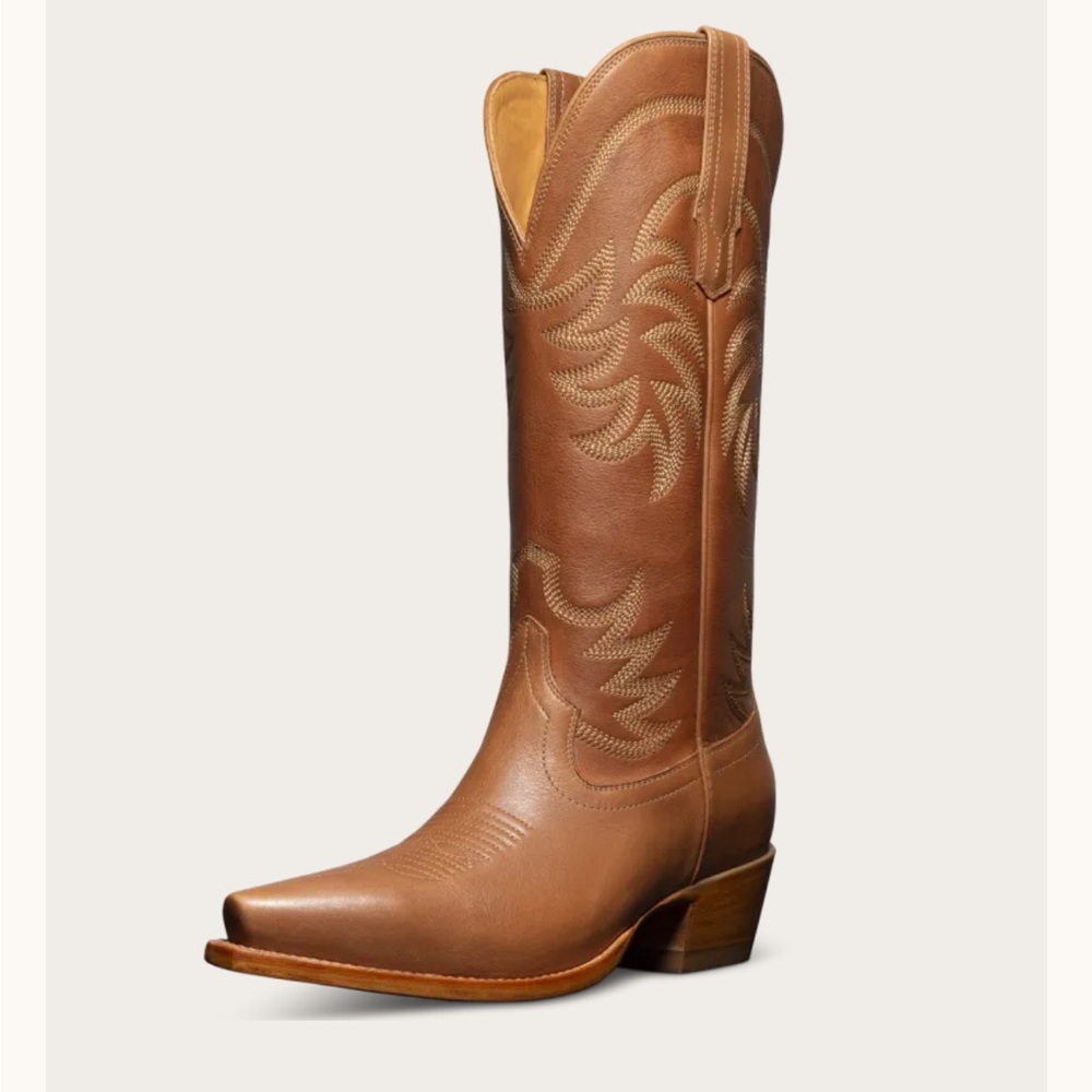 Tecovas The Annie Cowboy Boot. Color: Bovine. Size: 9.5